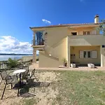 Apartament Laura, No 3 *