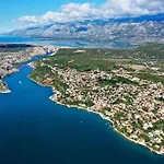 Laura, No 3 Maslenica